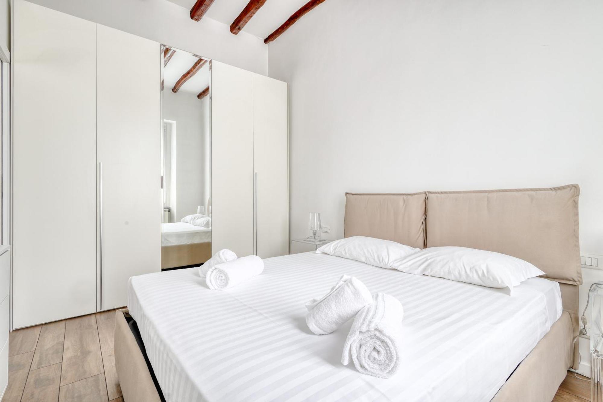 Joivy Lovely Flat Near Naviglio Grande Apartment *
